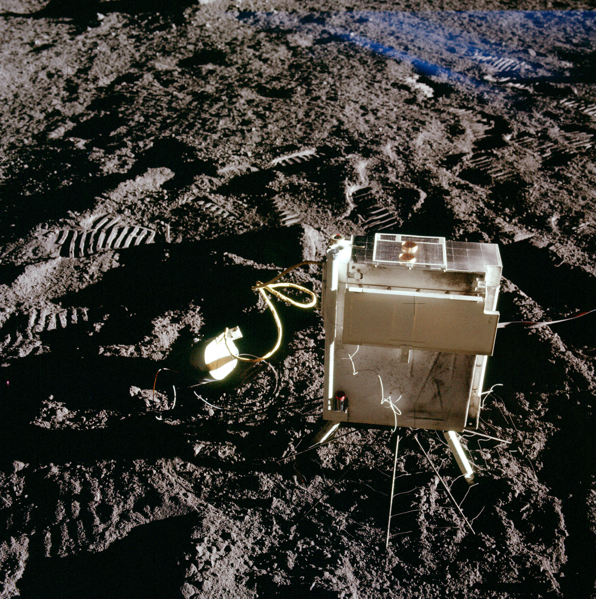 _images/apollo12-SIDE_CCIG.jpg
